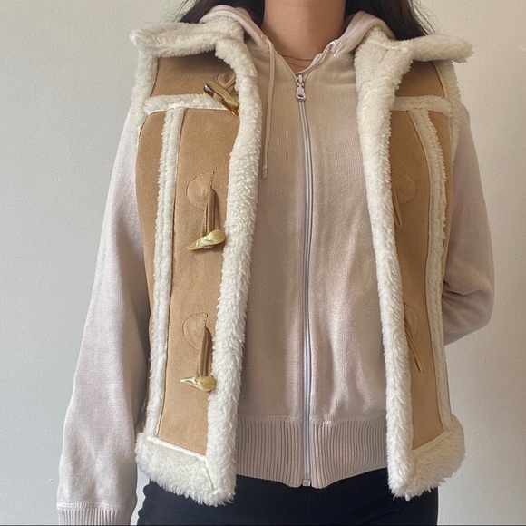 Gap vest - Picture 1 of 5